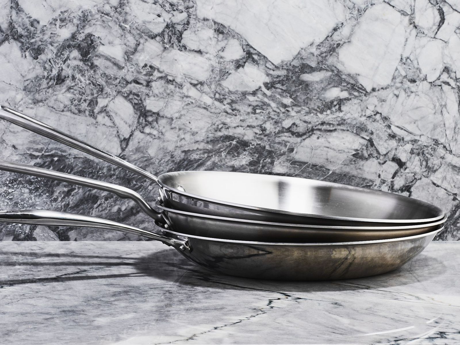 How to Clean Stainless Steel Pans So They Shine Like New